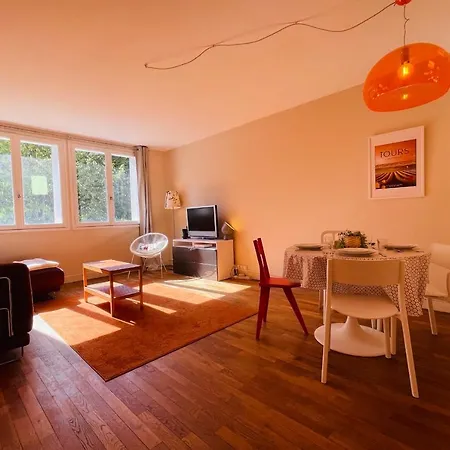 Apartamento Beautiful 1950s Style Close To The Center